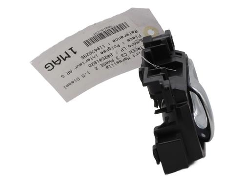 Used Rear left interior door handle Rear left interior door handle CITROËN C3 III (SX) 1.5 BlueHDi 100 (SXYHYP, SXYHTU) (102 hp) 28292541 28292541