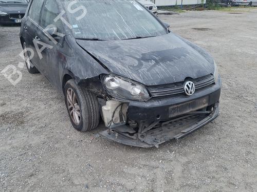 Instrument cluster VW GOLF VI (5K1) 1.6 TDI | BP26455942C47 