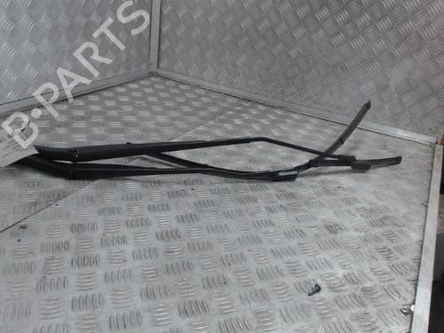 front-windshield-wiper-arm-renault-clio-v-b7_-2019-31835608 main image