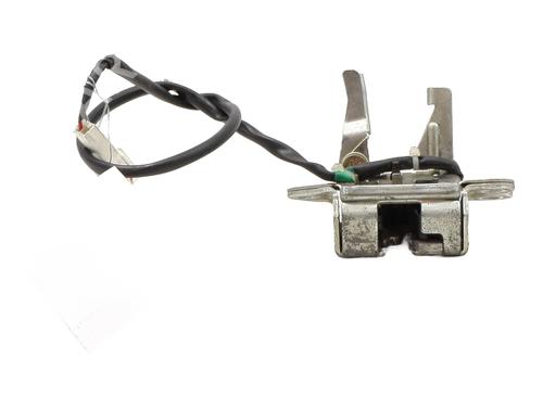 Bagklap lås TOYOTA YARIS (_P1_) 1.0 (SCP10_, SCP10R) (68 hp) 32270835