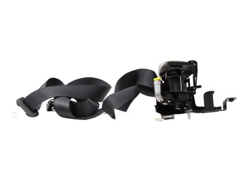 rear-right-seatbelt-mazda-cx-30-dm-2019-33205716 main image