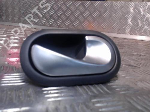 Poignée extérieure arrière droite PEUGEOT 207 (WA_, WC_) 1.4 16V (88 hp) 24278542
