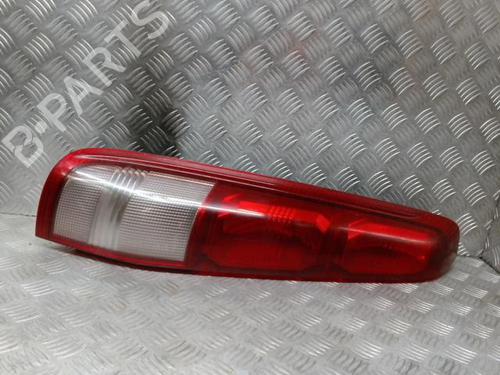 Used Left taillight NISSAN X-TRAIL I (T30) 2.2 Di 4x4 (114 hp) 24281785