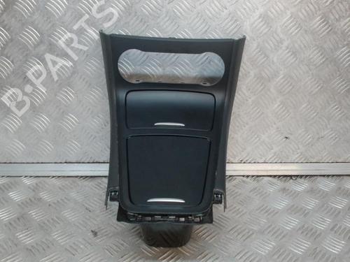 Used Middle console Middle console MERCEDES-BENZ B-CLASS Sports Tourer (W246, W242) B 200 CDI (246.201) (136 hp) 24268022 24268022