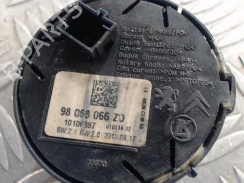 Switch PEUGEOT 3008 I MPV (0U_) 2.0 HDi Hybrid4 (0URHCA) | BP24271893I30 