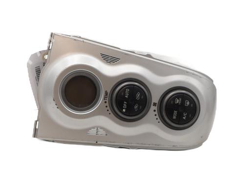 Used Climate control TOYOTA YARIS (_P9_) 1.4 D-4D (NLP90_, NLP90R) (90 hp) 31715062