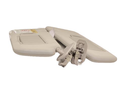 left-sun-visor-renault-megane-iv-hatchback-b9amn_-2015-24267606 main image