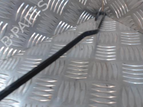 Used Front windshield wiper arm Front windshield wiper arm CITROËN JUMPY II Van 2.0 HDi 120 (120 hp) 24281167 24281167