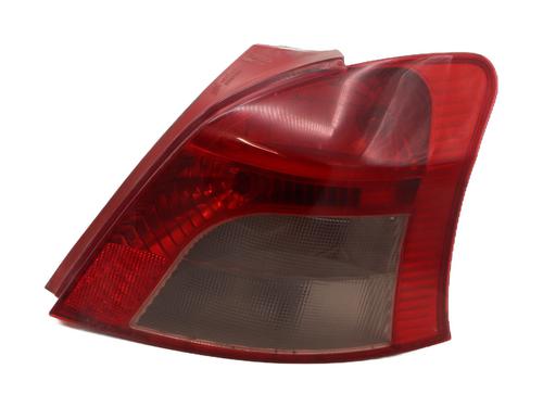 Used Right taillight TOYOTA YARIS (_P9_) 1.4 D-4D (NLP90_, NLP90R) (90 hp) 31715064