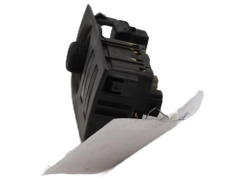 Used Mirror switch Mirror switch DACIA SANDERO II TCe 90 (B8M1, B8MA, B8AC) (90 hp) 30151750 30151750