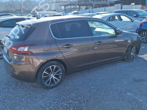 Used Right front door PEUGEOT 308 II (LB_, LP_, LW_, LH_, L3_) 1.6 HDi / BlueHDi 115 (115 hp) 24267476