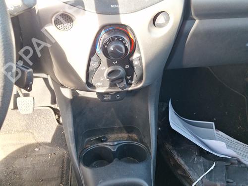 Køfangervange PEUGEOT 108 1.0 VTi | BP35799658C73 - Image 11