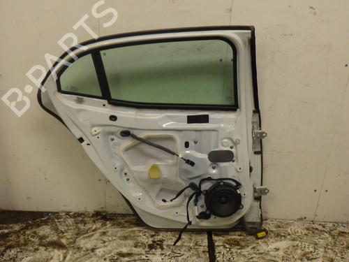 left-rear-door-renault-megane-iv-hatchback-b9amn_-2015-33456895 main image