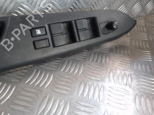 Used Left front window switch Left front window switch FIAT SEDICI (189_) 1.9 D Multijet 4x4 (120 hp) 24265290 24265290