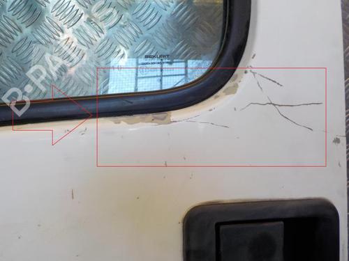 Used Left front door Left front door 24273812 24273812