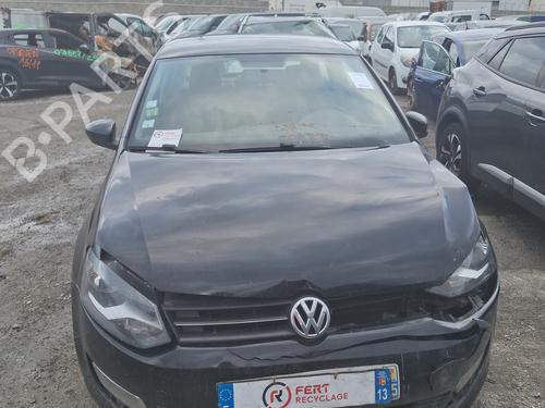 Right headlight VW POLO V (6R1, 6C1) 1.2 | BP32443984C29