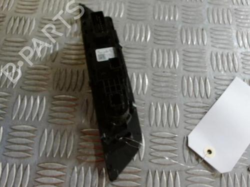 Left front window switch PEUGEOT 208 II (UB_, UP_, UW_, UJ_) 1.2 PureTech 100 | BP24271237I27 - Image 4