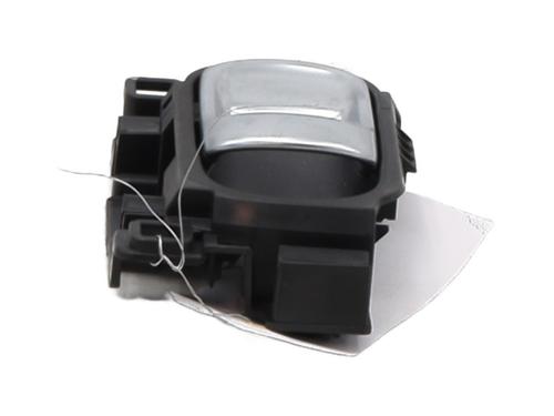 Used Front left interior door handle Front left interior door handle CITROËN C4 CACTUS 1.2 THP 110 (110 hp) 31856957 31856957