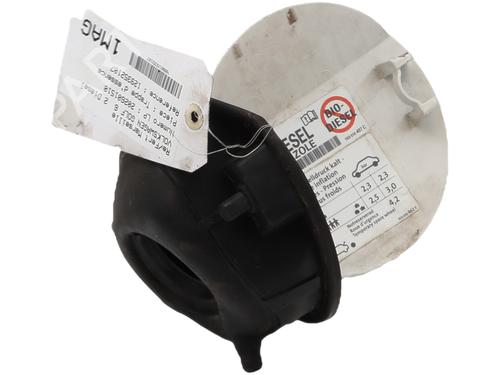 fuel-flap-vw-golf-plus-v-5m1-521-2004-2005-2006-2007-2008-2009-2010-2011-2012-2013-37248439 main image