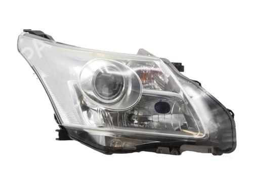 Used Right headlight TOYOTA AVENSIS Saloon (_T27_) 2.0 D-4D (ADT270_, ADT270R) (126 hp) 31043628