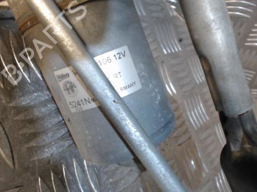 Used Front wiper motor ALFA ROMEO MITO (955_) 1.4 (955.AXB1B, 955.AXU1A) (78 hp) 24266423