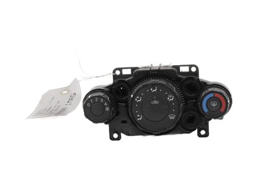 AC Styreenhet / Manøvreringsenhet FORD FIESTA VI (CB1, CCN) 1.4 TDCi (68 hp) 25896364