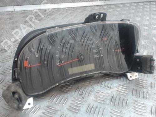 Used Instrument cluster FIAT PANDA (169_) 1.1 (169.AXA1A) (54 hp) 24278200