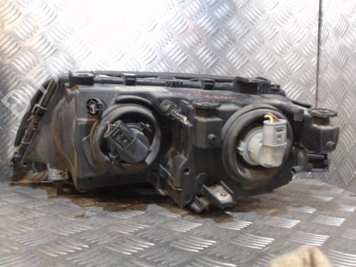 Used Right headlight BMW 3 (E46) 320 d (129 hp) 24266455