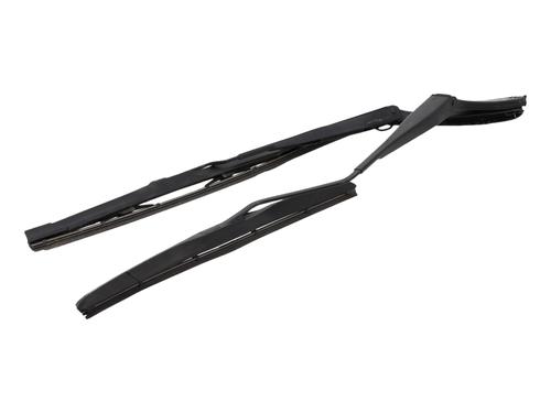 front-windshield-wiper-arm-renault-arkana-i-lcm_-ldn_-2019-39606341 main image
