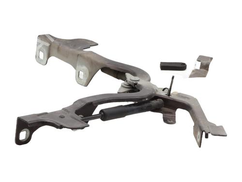 hingedoor-check-strap-ds-ds-7-crossback-j4_-jr_-jc_-2017-31334180 main image