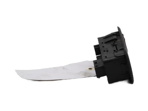 Left front window switch PEUGEOT 308 I (4A_, 4C_) 1.6 HDi | BP30121077I27