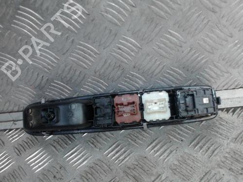 Used Left front window switch Left front window switch DACIA SANDERO III 1.0 SCe 65 (67 hp) 24272803 24272803