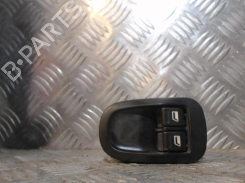 Used Switch Switch RENAULT SCÉNIC I MPV (JA0/1_, FA0_) 2.0 16V (JA1D, JA17) (140 hp) 24266281 24266281
