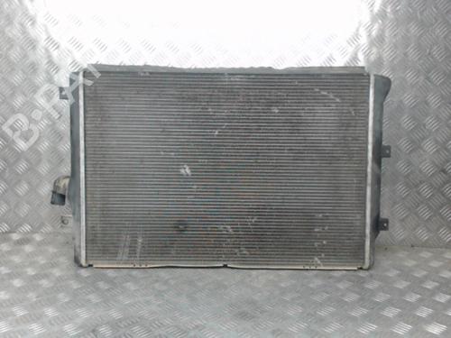 Used Water radiator Water radiator VW CADDY III Box Body/MPV (2KA, 2KH, 2CA, 2CH) 1.6 TDI (102 hp) 24266671 24266671