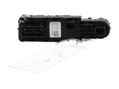 Used Left front window switch Left front window switch PEUGEOT 2008 II (UD_, US_, UY_, UJ_, UR_, UC_) 1.5 BlueHDI 130 (131 hp) 32390326 32390326