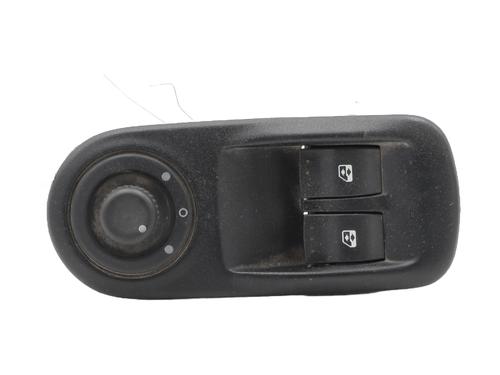 Used Left front window switch RENAULT MASTER II Van (FD) 2.5 dCi (101 hp) 26603384
