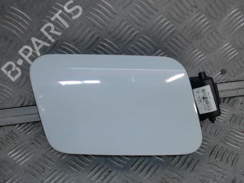 fuel-flap-audi-q2-gab-gag-2016-24272841 main image