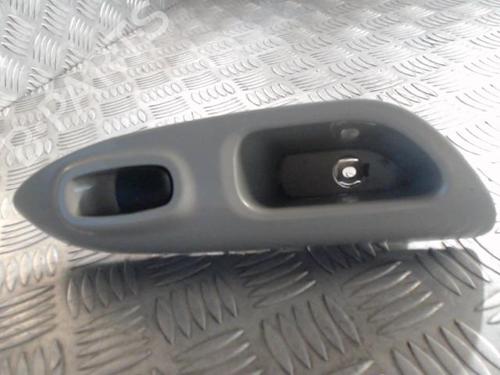 Used Right rear window switch NISSAN JUKE (F15) 1.5 dCi (110 hp) 24264808