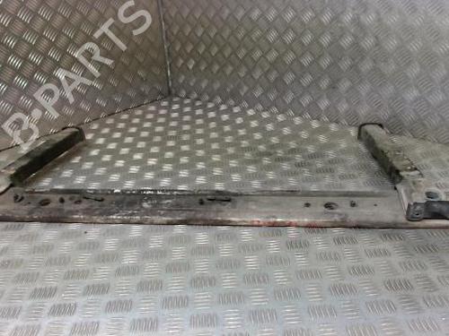 Used Crossmember RENAULT MEGANE III Hatchback (BZ0/1_, B3_) 1.5 dCi (106 hp) 24272509