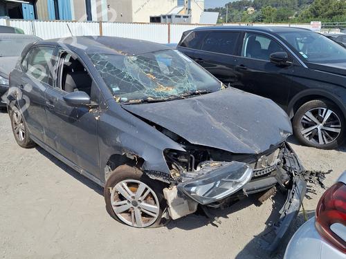 Brugte VW POLO V (6R1, 6C1) 1.4 TDI (75 hp) 3589208