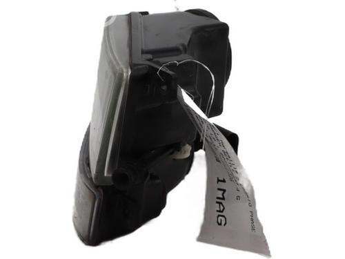 Left front fog light VW BEETLE Convertible (5C7, 5C8) 1.2 TSI 16V | BP30145718C30