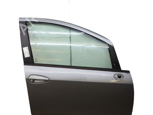 Used Right front door FIAT GRANDE PUNTO (199_) 1.3 D Multijet (75 hp) 29315914