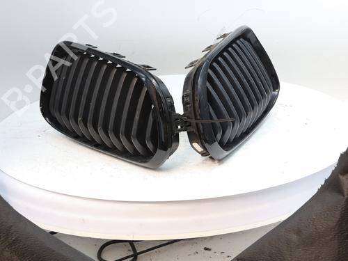Used Grille Grille 37482298 37482298