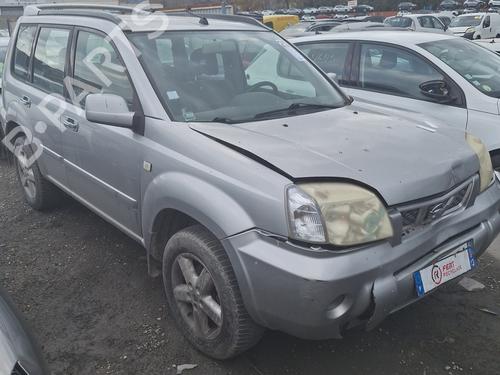 Brugte NISSAN X-TRAIL I (T30) 2.2 Di 4x4 4838390
