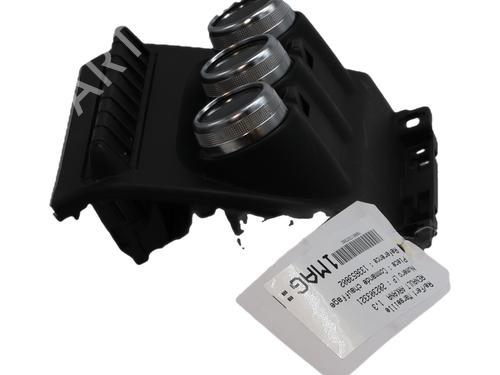 Used Climate control Climate control 39606380 39606380