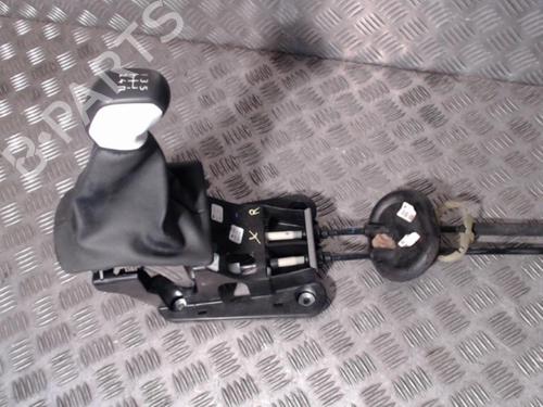 Gear lever PEUGEOT 208 I (CA_, CC_) 1.0 VTi | BP24284192M90