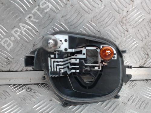 Used Lamp holder PEUGEOT 208 I (CA_, CC_) 1.6 HDi / BlueHDi 75 (75 hp) 24265531