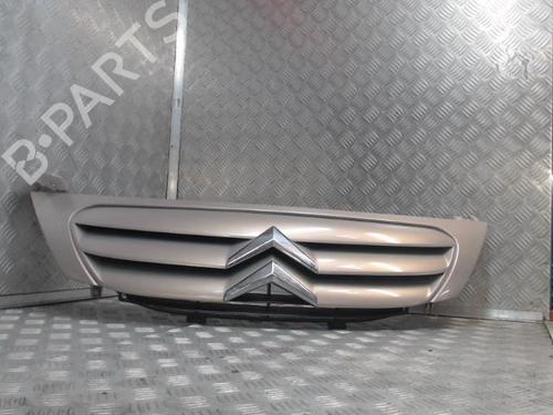 Used Grille CITROËN C3 I (FC_, FN_) 1.4 i (73 hp) 28133349