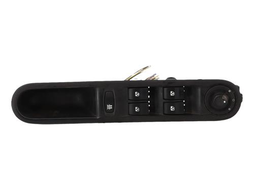 Used Left front window switch Left front window switch RENAULT ESPACE IV (JK0/1_) 1.9 dCi (JK0U) (116 hp) 39700363 39700363