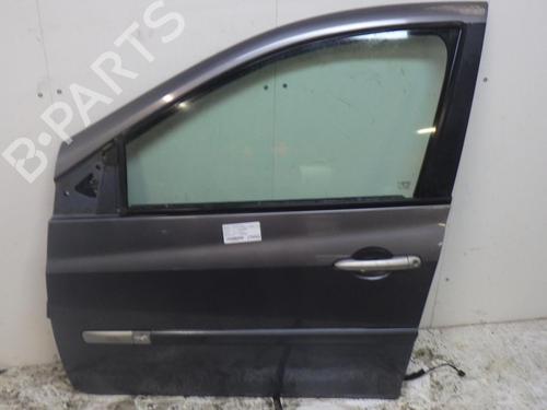 Used Left front door RENAULT CLIO III Grandtour (KR0/1_) 1.5 dCi (KR0F) (86 hp) 31018917